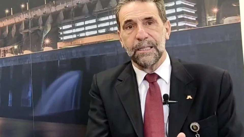 O diretor brasileiro de Itaipu, Enio Verri, diz que Paraguai preferiu radicalizar.