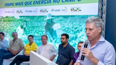 Ministro do Desenvolvimento Agrário e Agricultura Familiar, Paulo Teixeira, no Show Rural, em Cascavel (PR).
