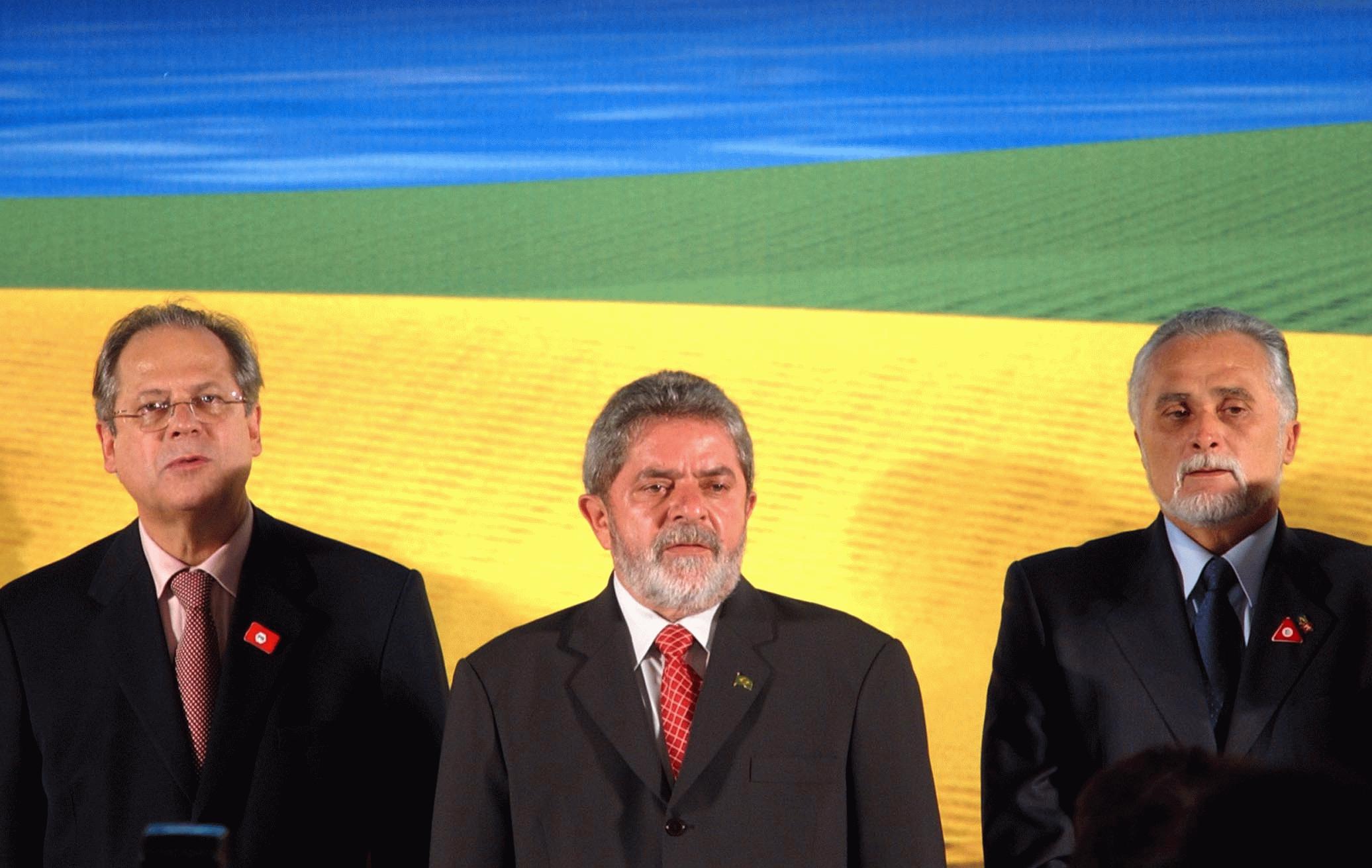 PT está tentando recuperar biografia de figurões do partido como José Dirceu e José Genoino