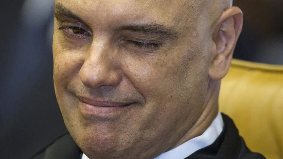 Alexandre de Moraes e os outros ministros do STF possuem, juntos, milhões de seguidores nas redes sociais.