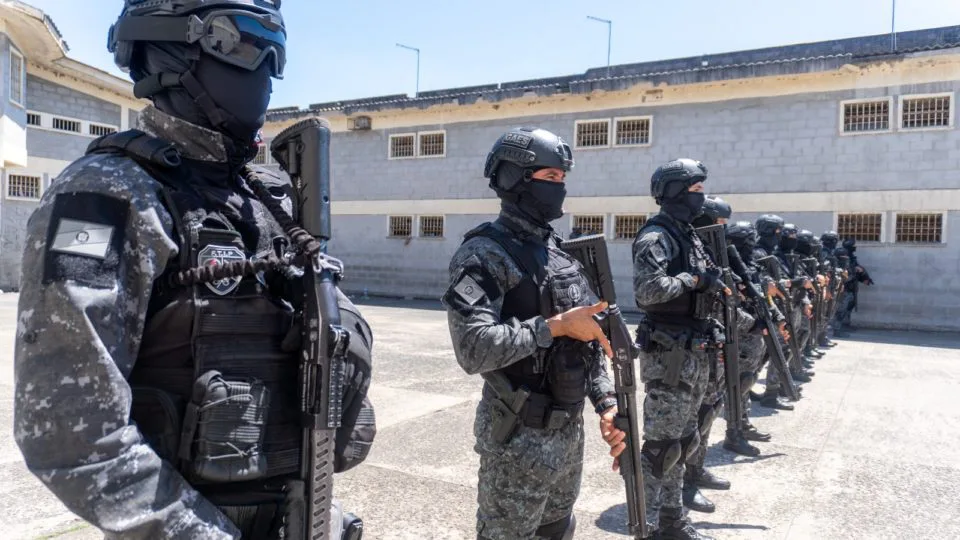 Ministério da Justiça determina intervenção em unidade prisional e protocolos são revisados após fuga de integrantes do Comando Vermelho.