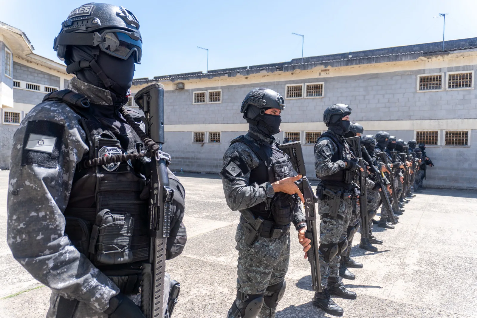 Ministério da Justiça determina intervenção em unidade prisional e protocolos são revisados após fuga de integrantes do Comando Vermelho.