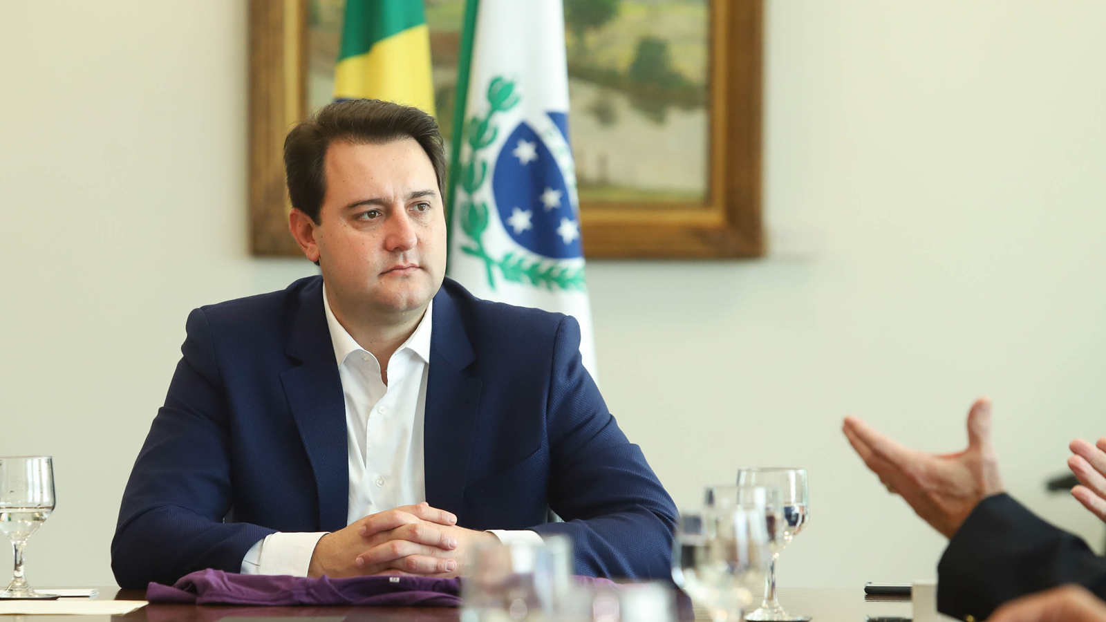 Governador do Paraná, Ratinho Junior (PSD) não se comprometeu com presença em ato de Bolsonaro na avenida Paulista, no próximo domingo (25).