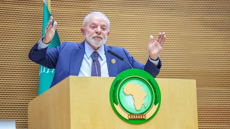 O presidente da República, Luiz Inácio Lula da Silva, durante a cerimônia de Abertura da 37º Cúpula da União Africana, na Sede da União Africana, em Adis Abeba, na Etiópia.