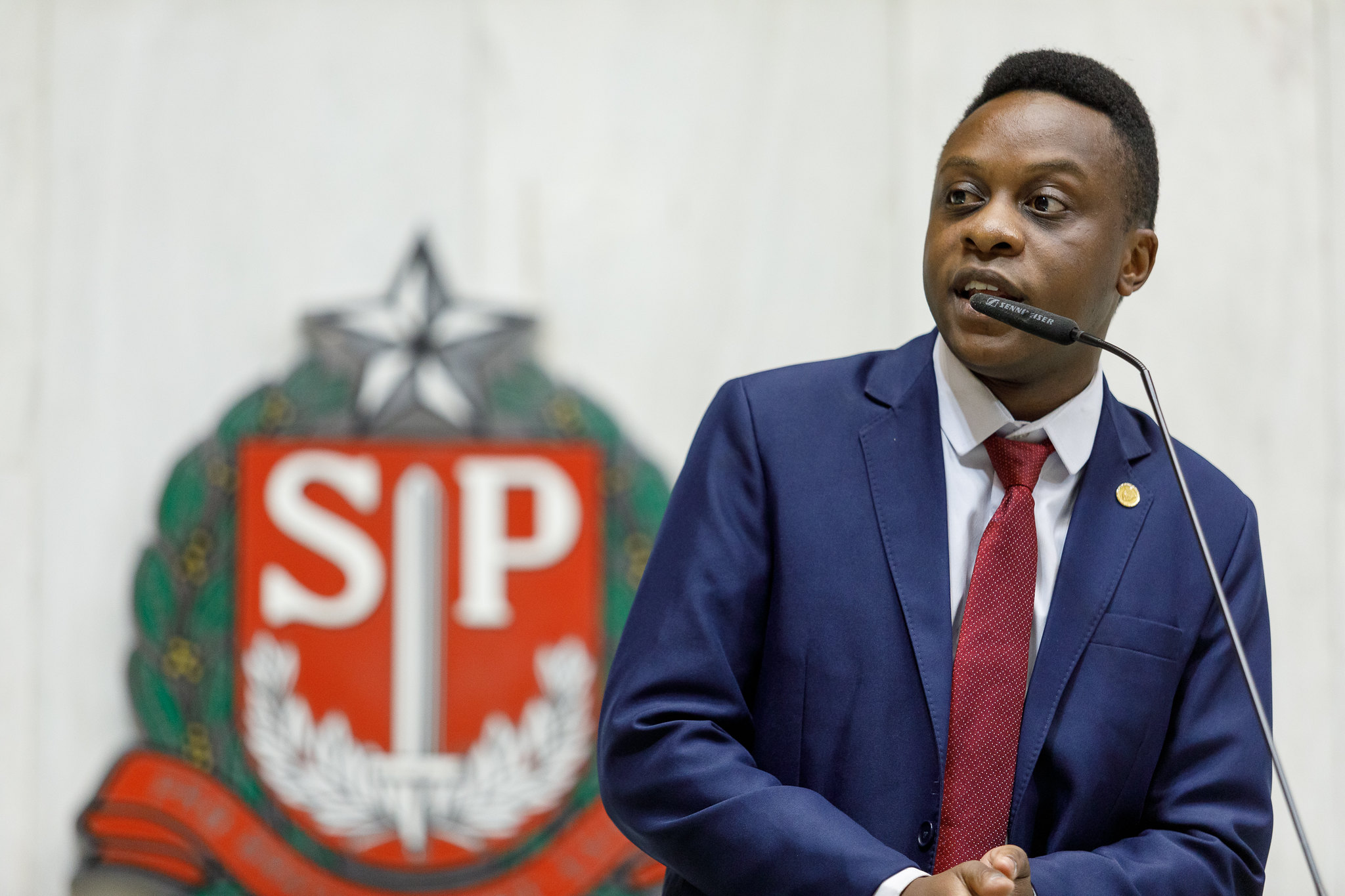 VIce-líder de Tarcísio protocolou na Alesp uma moção de repúdio contra o MPF em defesa do grupo Jovem Pan.