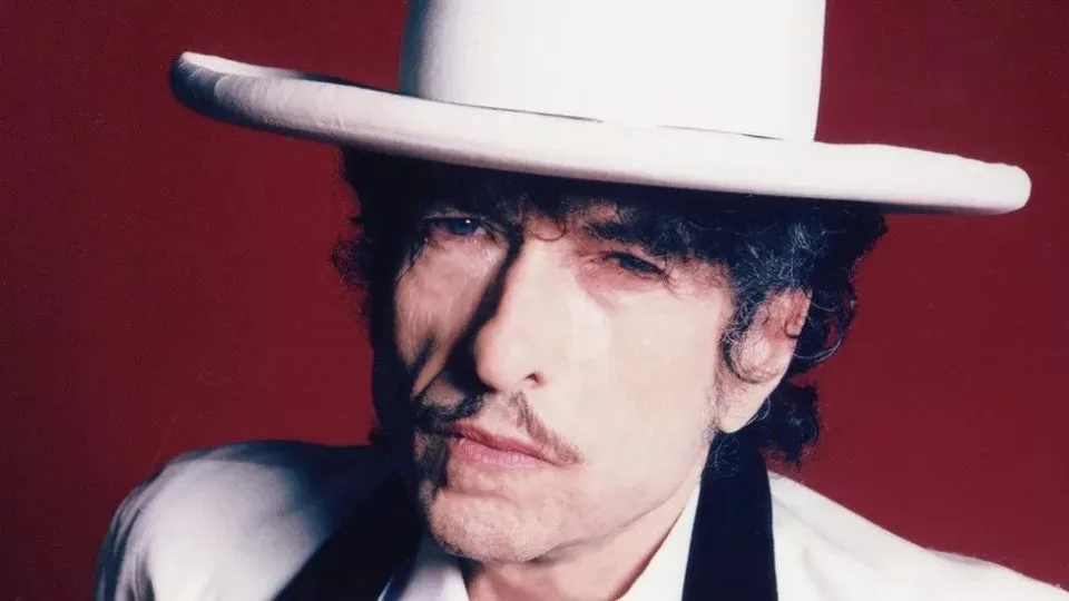Bob Dylan se ao cristianismo nos anos 1970 e gravou uma trilogia de discos sobre sua então nova fé.