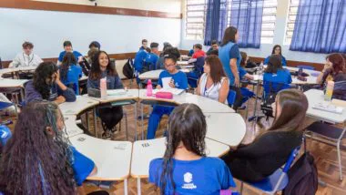 Colégio Estadual Aníbal Khury participa do Programa Parceiro na Escola há um ano.