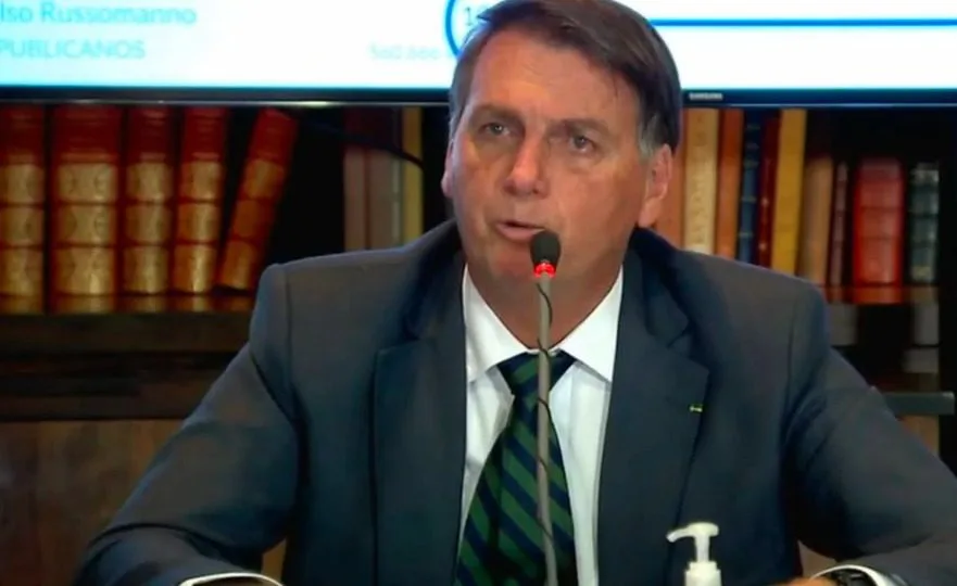 Bolsonaro durante a live em que disse não ter provas, mas apenas indícios da ocorrência de fraude na eleição de 2018.