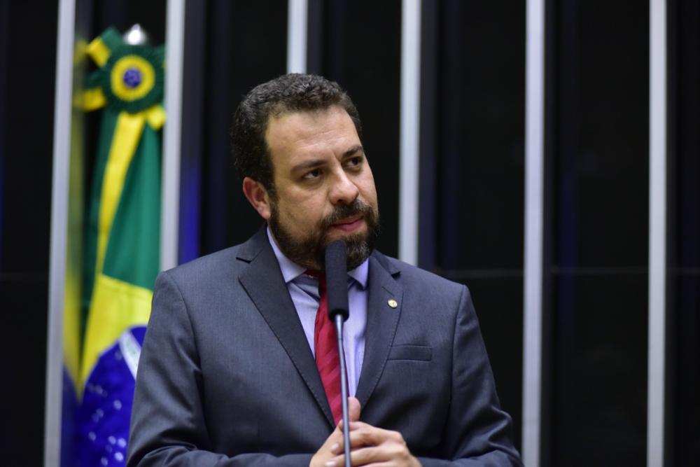 Justiça concedeu liminar que determina exclusão de publicações de Guilherme Boulos nas redes sociais.