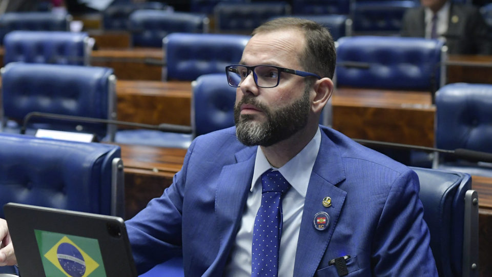 No ano passado, o TRE-SC rejeitou o pedido de cassação de Jorge Seif (PL-SC).