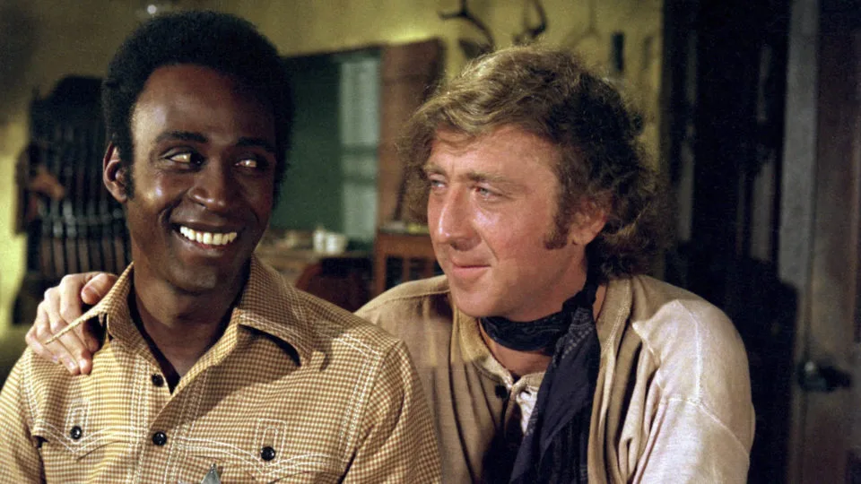 Os atores Cleavon Little e Gene Wilder em "Banzé no Oeste"