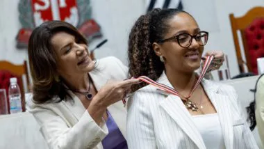 À esquerda na foto, Valéria Bolsonaro (PL) deve ser indicada pelo governador Tarcísio de Freitas (Republicanos) para o cargo de secretária de Políticas para Mulher. À direita, Sonaira Fernandes.