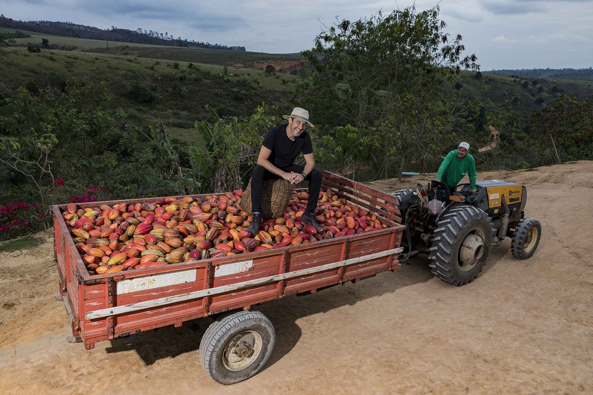 “O nosso propósito é encantar as pessoas”, diz o fundador da Cacau Show, Alexandre Costa.