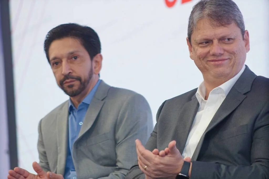 O governador de São Paulo, Tarcísio de Freitas (Republicanos), e o prefeito de São Paulo, Ricardo Nunes (MDB).