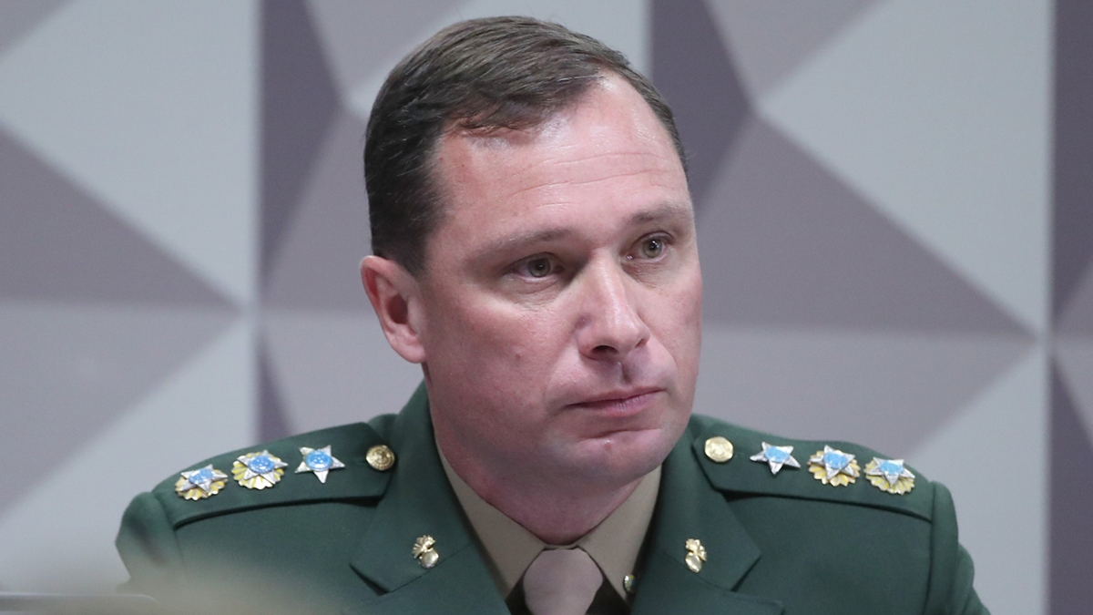 Deputados e senadores da oposição saíram em defesa de Cid após o vazamento de áudios em que supostamente critica a PF e o STF.