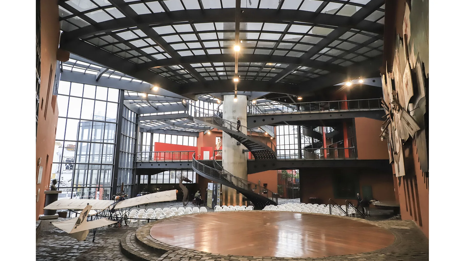 Espaço interno do Memorial de Curitiba