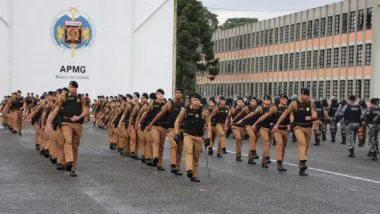 Serão 300 câmeras nas fardas ("bodycams") entregues a policiais militares do Paraná.