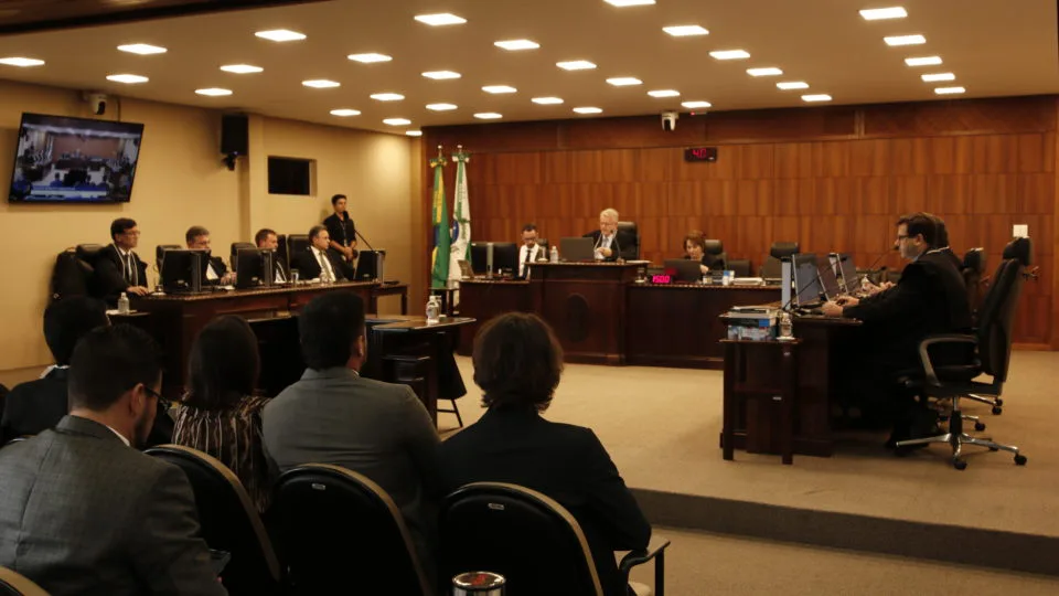 Pedido de vista: juízes eleitorais podem estudar voto de relator até quarta-feira (3)