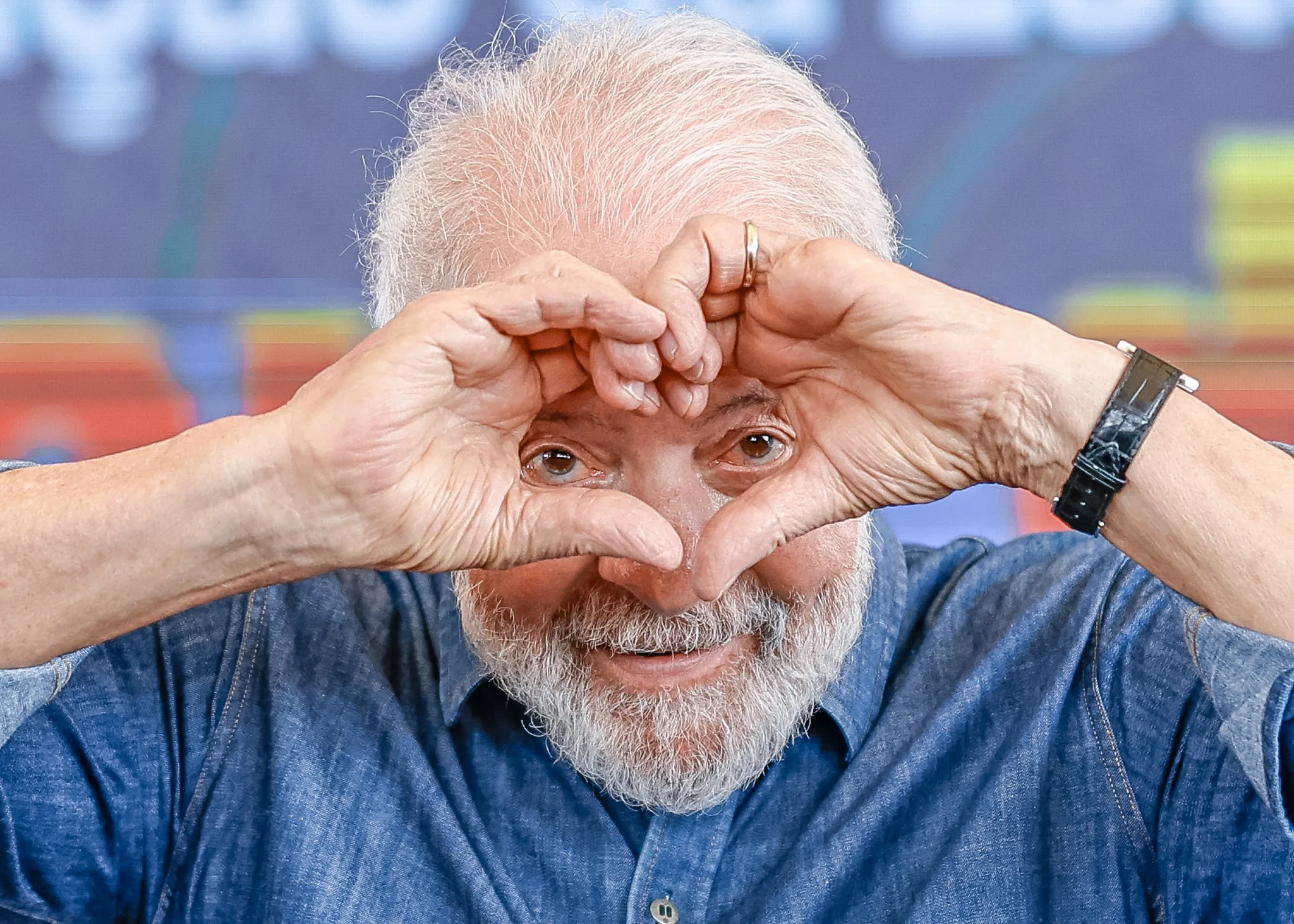 governo lula e a necessidade de propaganda