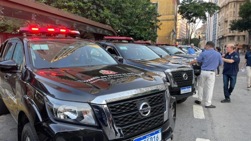 Envolvimento de facção criminosa em contratos públicos gera embate entre prefeitura de São Paulo e Ministério Público.