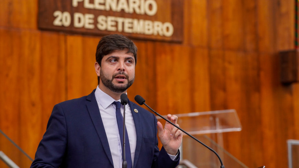 Deputado estadual Felipe Camozzato é pré-candidato pelo Novo em Porto Alegre (RS).