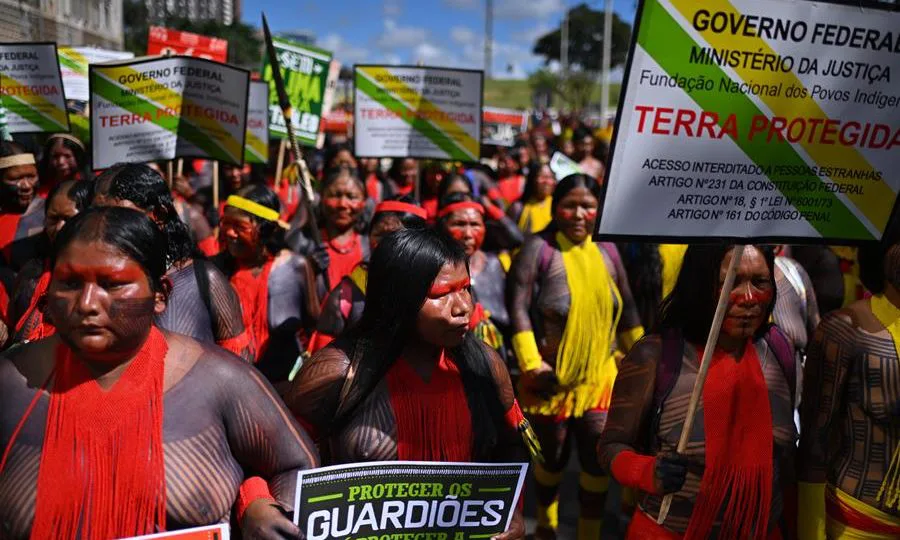 Manifestação indígena em Brasília pede demarcação de terras