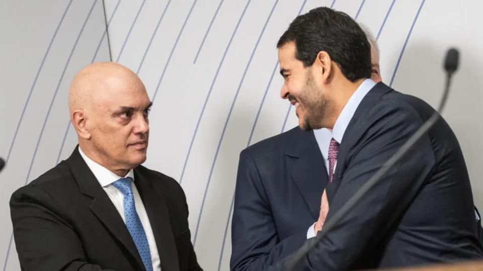 Alexandre de Moraes e Jorge Messias no TSE