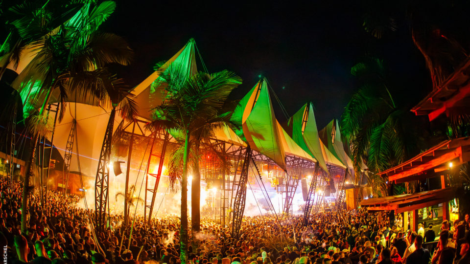 Club catarinense é o único a permanecer tanto tempo entre os três primeiros colocados na votação da revista britânica DJ Mag, a publicação mais importante do segmento