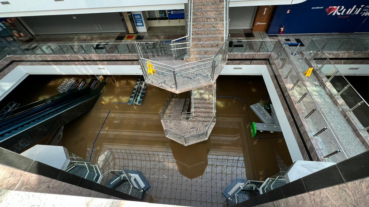 Fraport Brasil comunica que não previsão de retomada de operações no aeroporto de Porto Alegre.