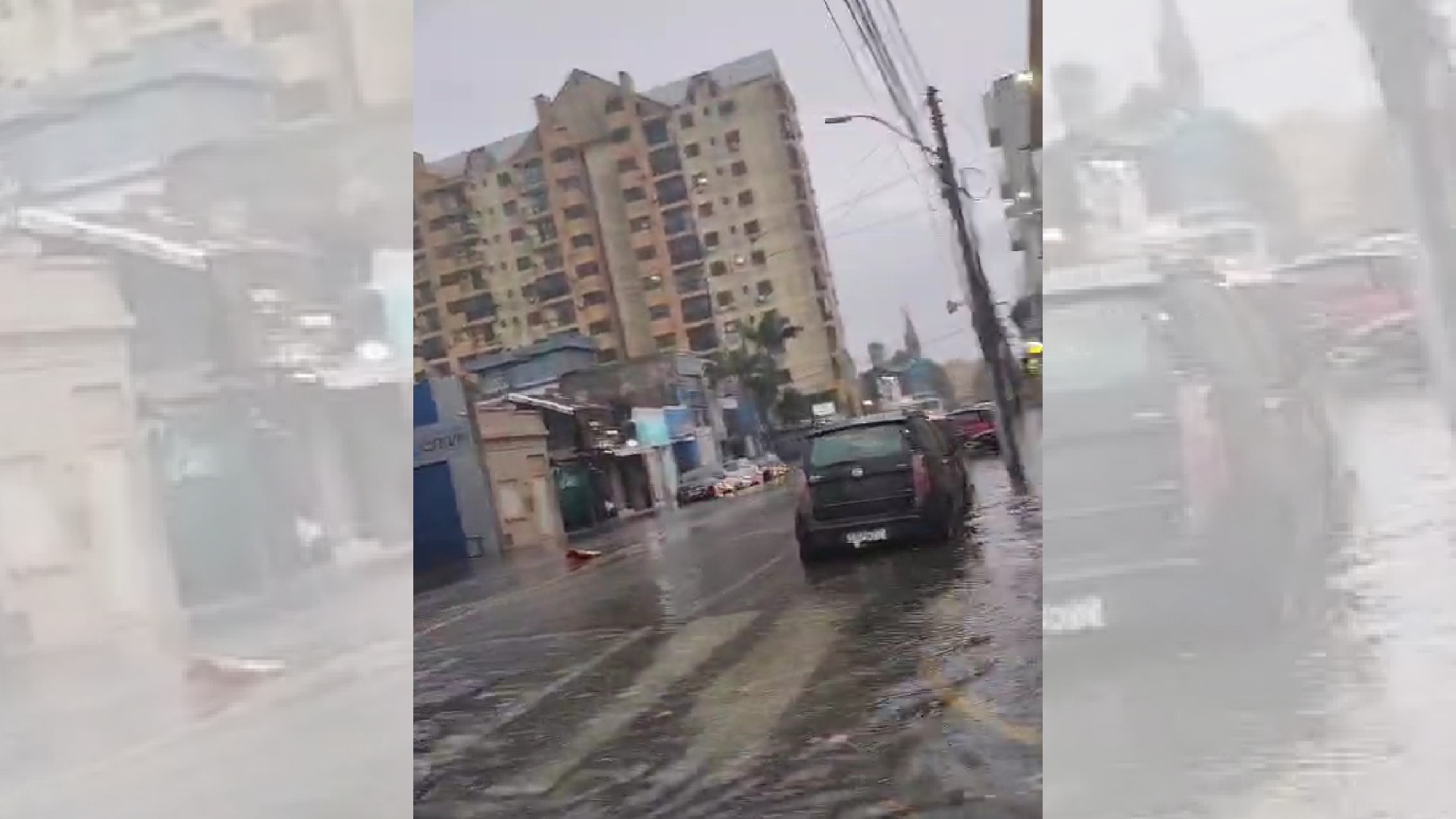 Cidade de Rio Grande tem alagamentos.