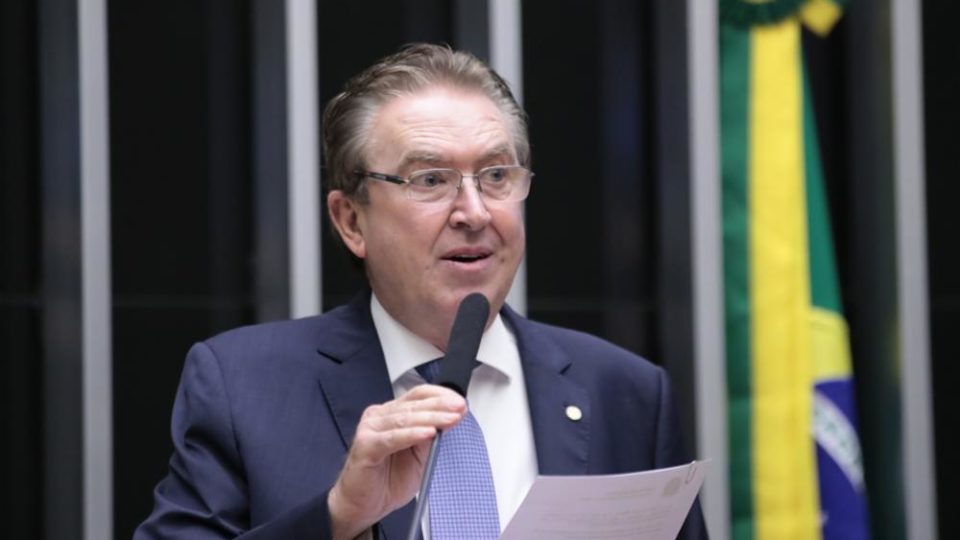 Deputado federal Luciano Ducci (PSB) foi vice-prefeito da capital e terá apoio petista por aliança com Alckmin.