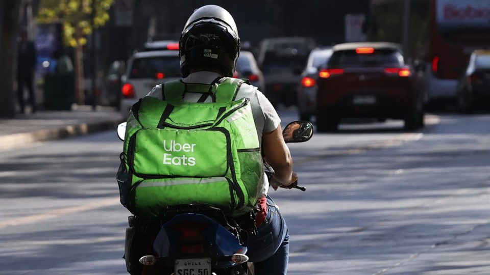 Aplicativos de entrega, iFood, Uber Eats
