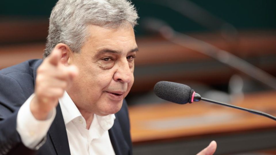 Prefeito de Porto Alegre diz que Lula "não colocou um centavo" em abrigos