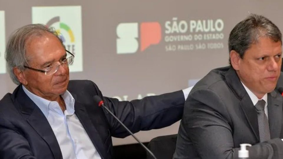 Paulo Guedes afirma que Tarcísio de Freitas será presidente do Brasil.
