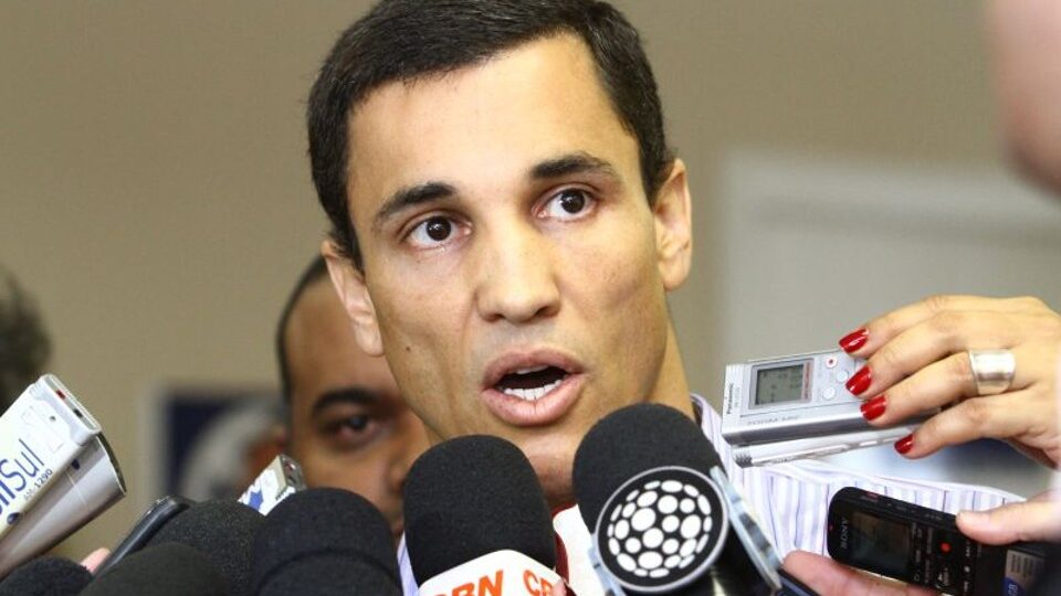 Barbosa Neto (PDT) foi prefeito de Londrina entre 2009 e 2012