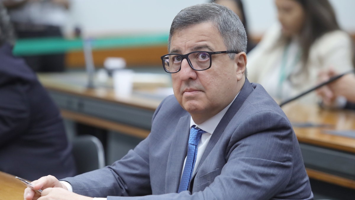 Danilo Forte vê que governo sugere pautas impopulares para que Câmara aprove.
