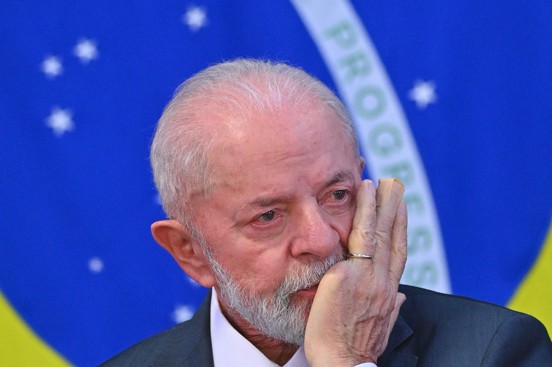 Lula vive pior momento do governo