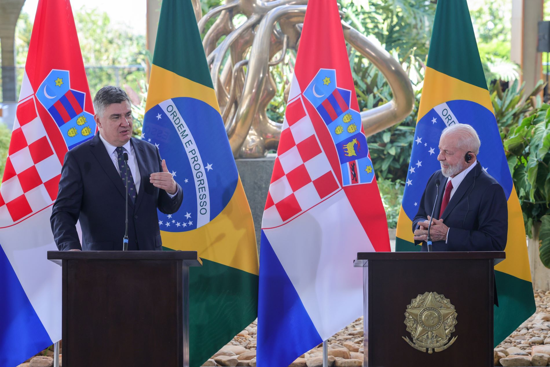 Lula se reuniu com o presidente da Croácia, Zoran Milanović, nesta segunda-feira (3), em Brasília.