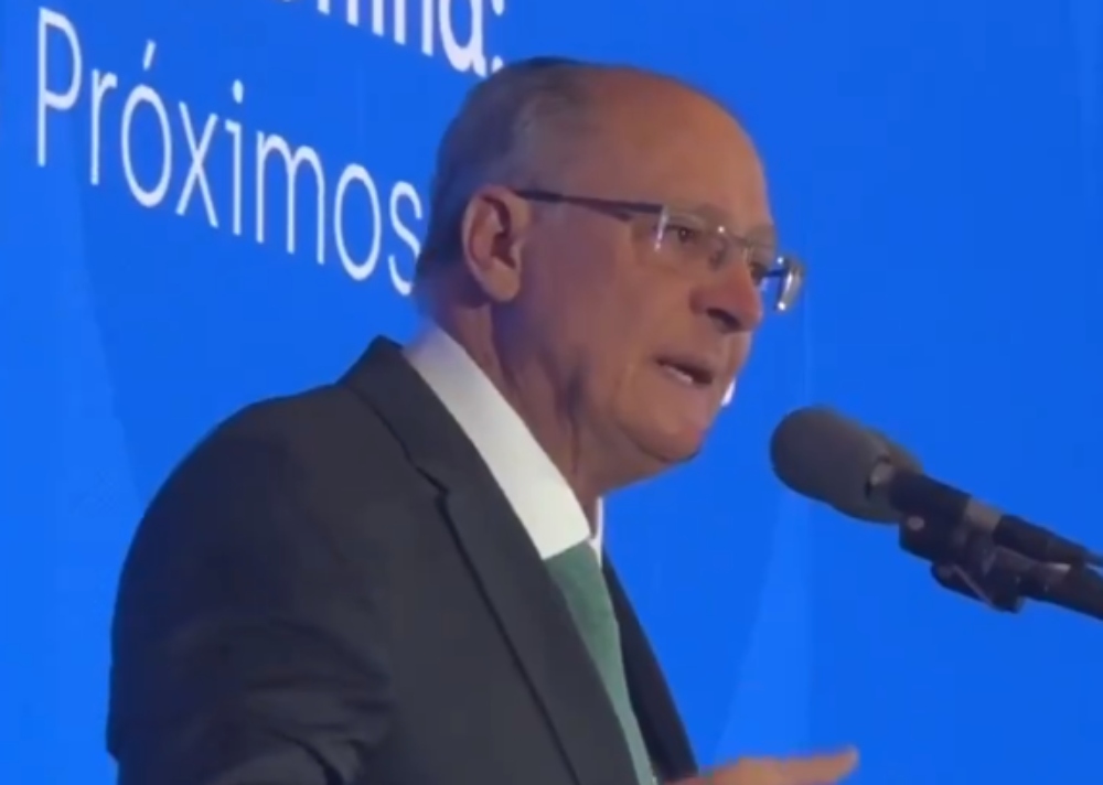 Vice-presidente afirmou que taxa de 20% &#8220;não é um valor muito alto&#8221; e ajuda a indústria brasileira.