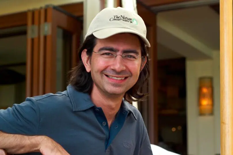 Pierre Omidyar: criador do eBay, bilionário woke injetou US$ 250 milhões na organização que controlava o Intercept.