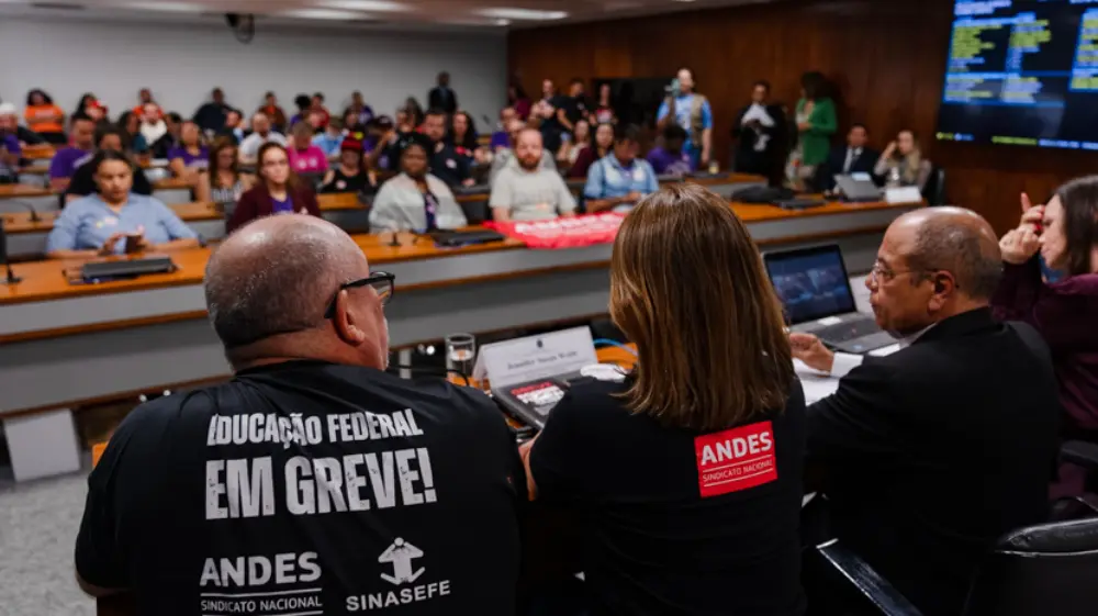 Greve nas federais