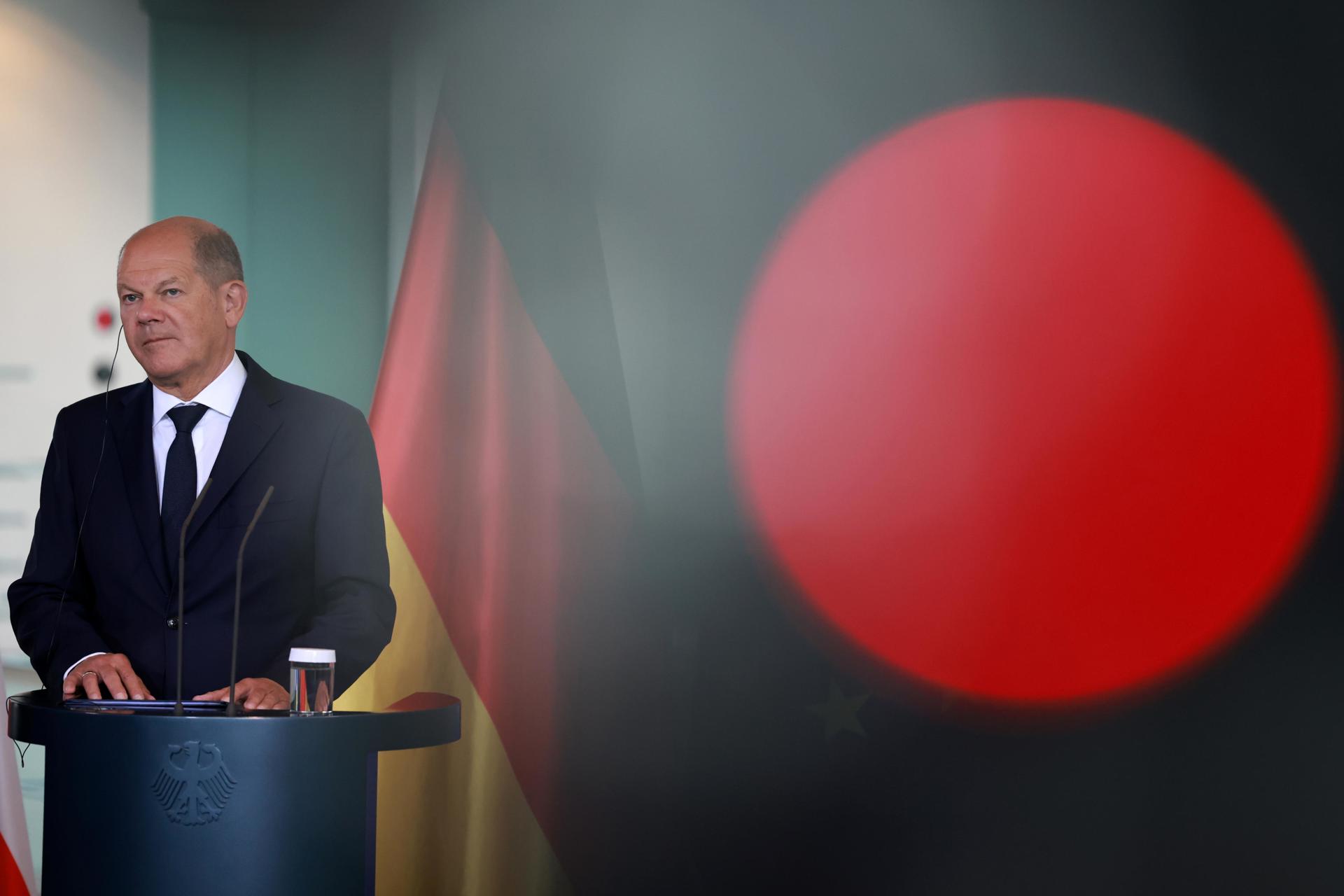 Governo Scholz rejeitou nesta segunda (10) a possibilidade de convocar eleições nacionais antecipadas na Alemanha