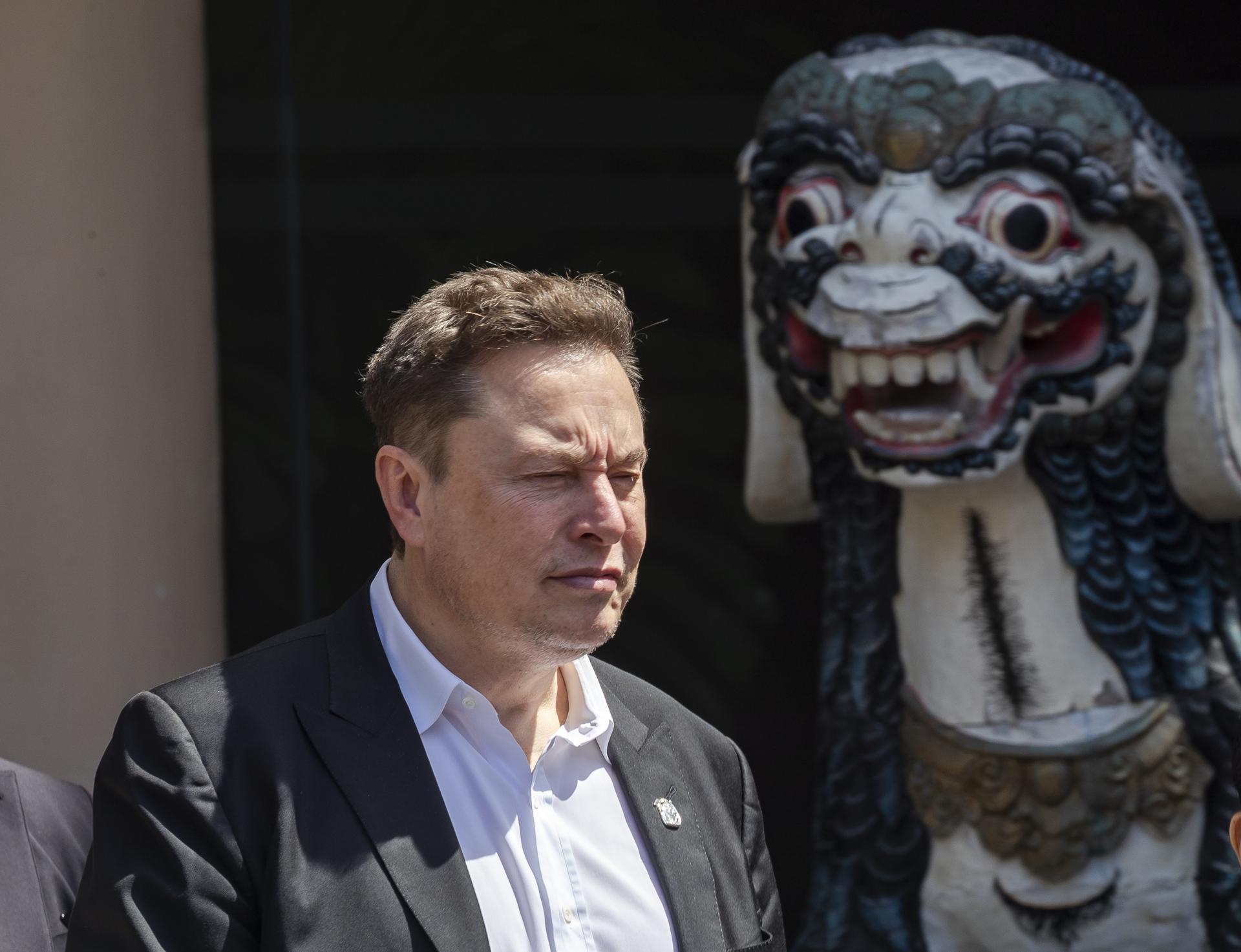 Elon Musk em Bali, Indonésia, em 20 de maio de 2024. Bilionário opinou contra urnas eletrônicas em sua rede social X.
