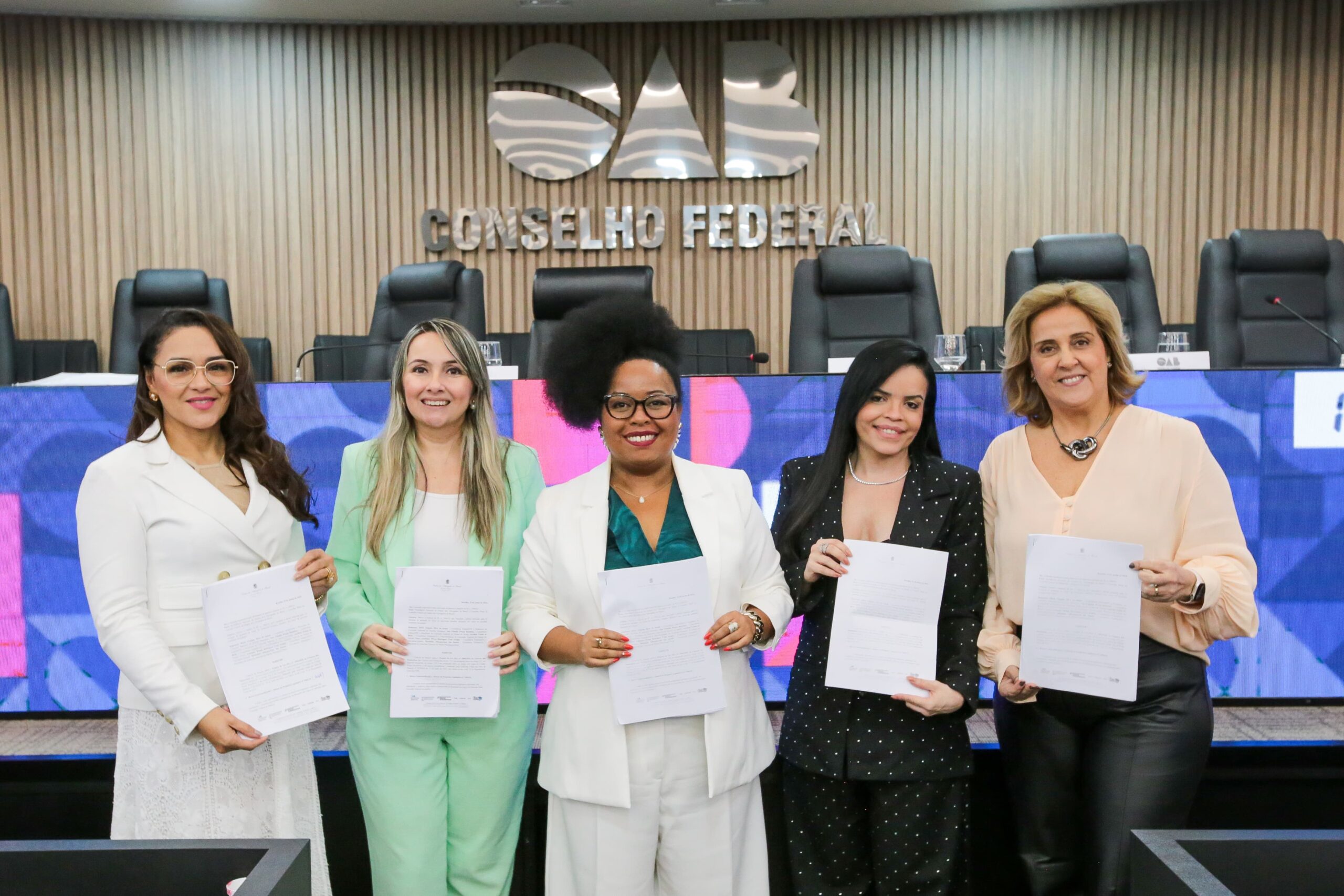 Grupo de conselheiras federais da OAB elaborou parecer contra o PL Antiaborto.