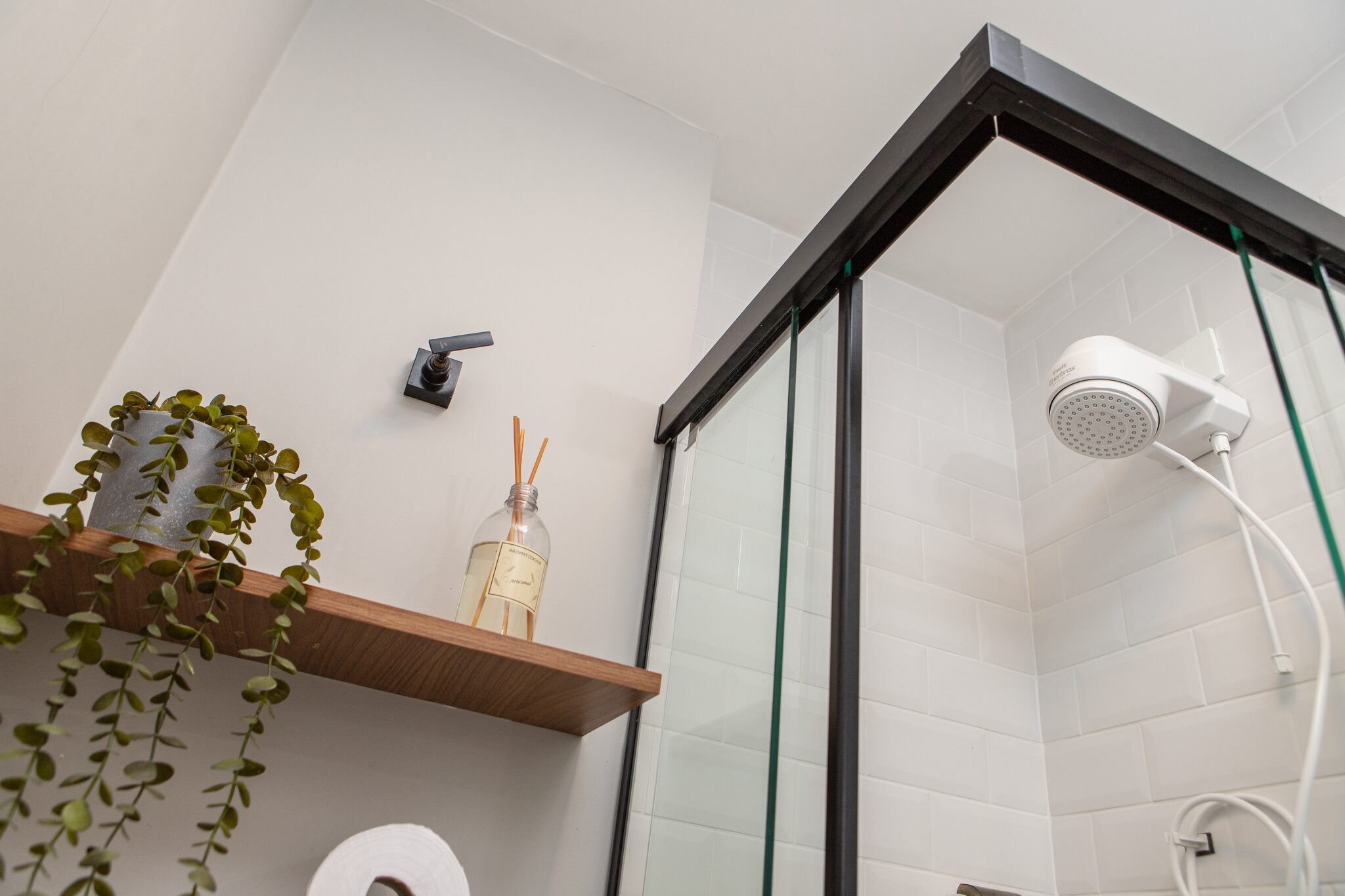 A Enerbras fornece materiais elétricos de alta qualidade e vendabilidade para sua revenda. Foto: Enerbras