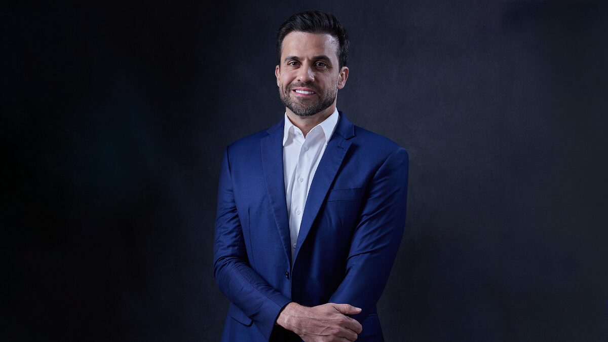 Pablo Marçal (PRTB) divulgou que fraturou a costela após agressão de José Luiz Datena (PSDB).