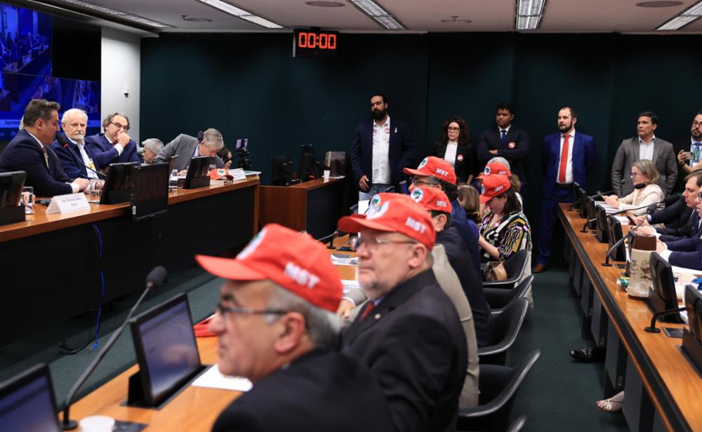 Pacote de projetos anti-MST foi criado durante a CPI que investigou o movimento, em 2023.