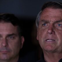 Advogada gravada em áudio com Bolsonaro aponta esquema criminoso da Receita Moraes derruba sigilo de áudio de reunião com Bolsonaro e Ramagem