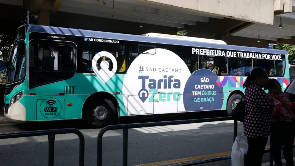 Desde o ano passado, prefeitura de São Caetano do Sul tem ônibus gratuitos. Município de São Paulo é o melhor do Brasil em ranking.