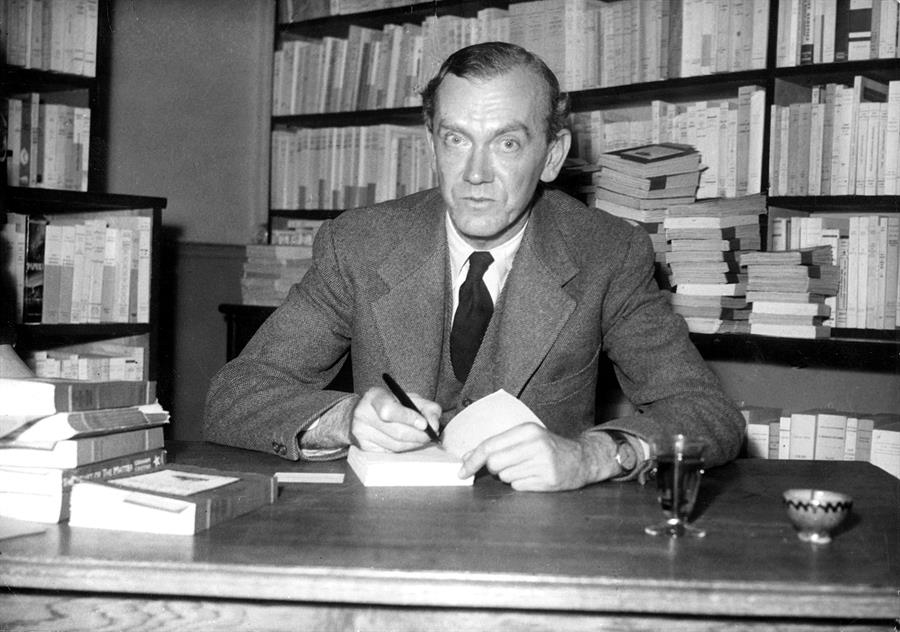 O escritor inglês Graham Greene.